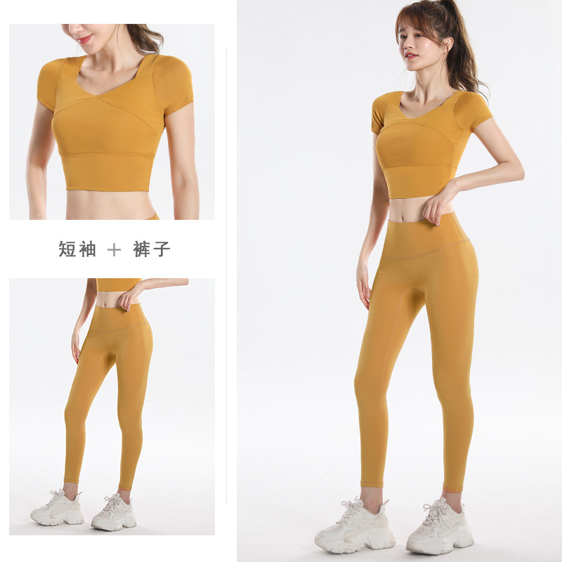 速乾性スポーツトップ（内蔵ブラ付き）プラスサイズ 2026年 - Yoga Fitness Pants のレビューと価格