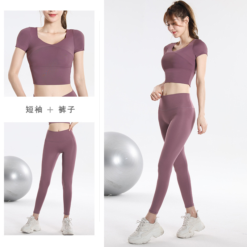 速乾性スポーツトップ（内蔵ブラ付き）プラスサイズ 2026年 - Yoga Fitness Pants のレビューと価格